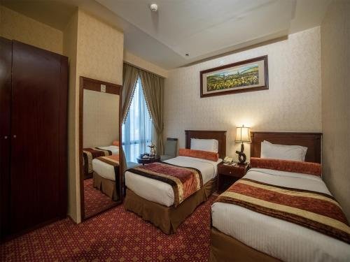 Al Safwa Hotel Tower 1,,5 star