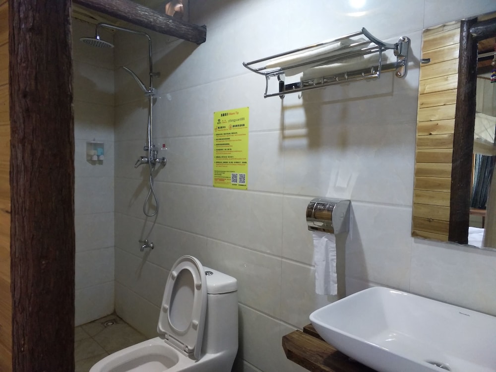 yangshuo loong old house