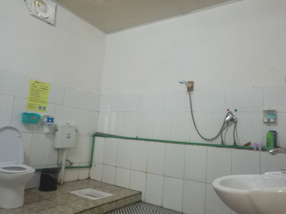 yangshuo loong old house