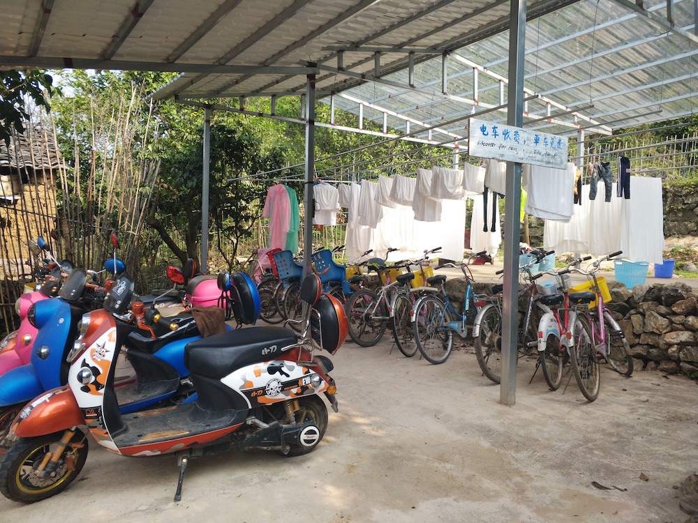 Yangshuo Loong Old House,Near Yulong Bridge,2 star