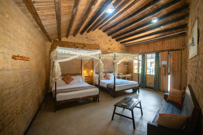 yangshuo loong old house