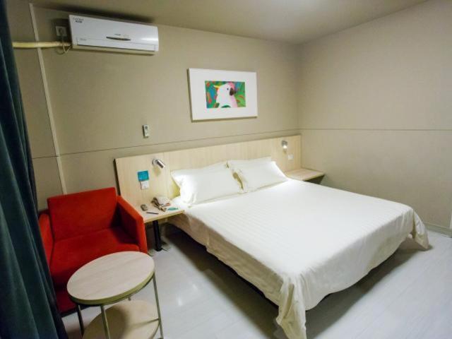 jinjiang inn yancheng huanghai east road merchants shopping mall