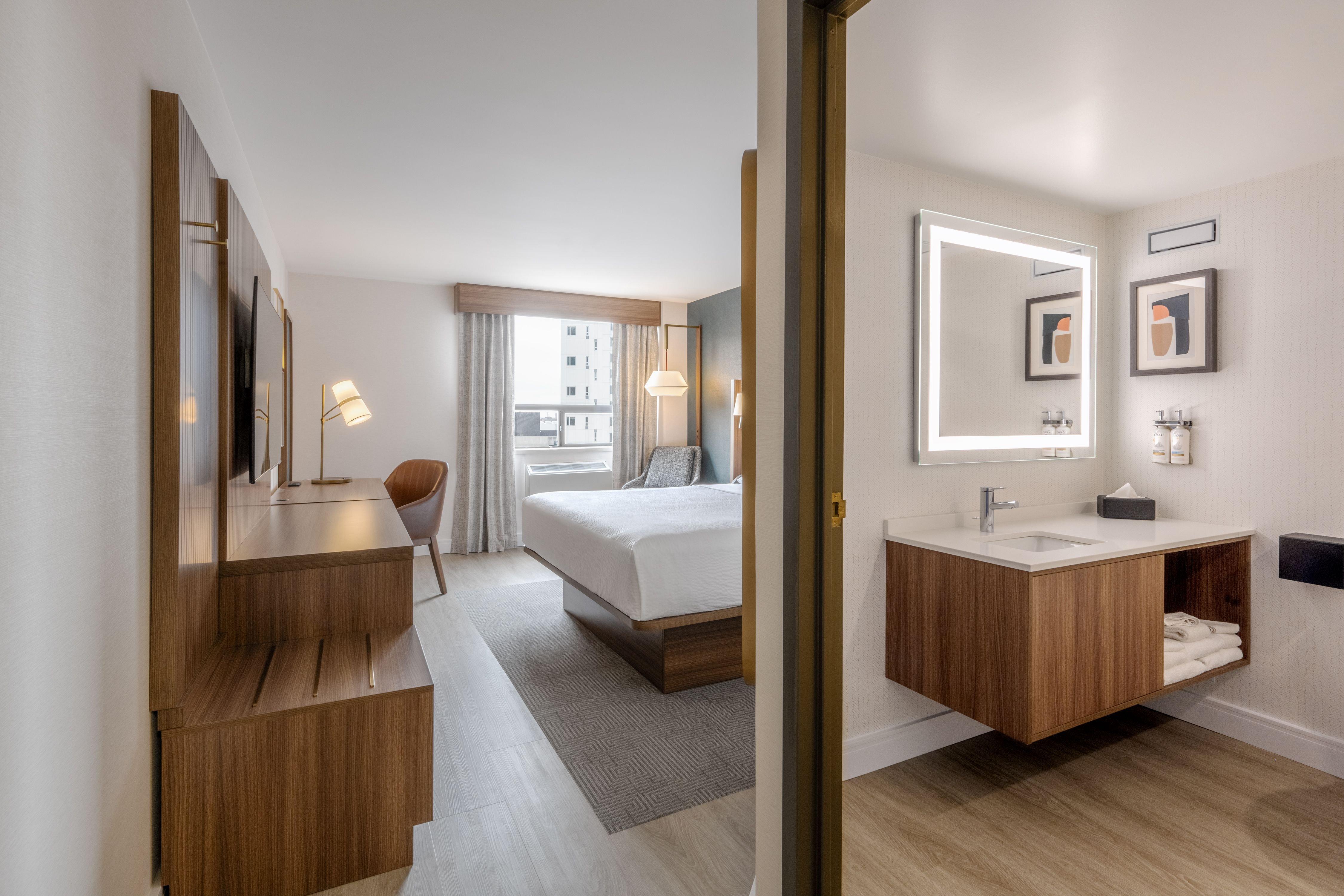 holiday inn and suites winnipeg downtown by ihg