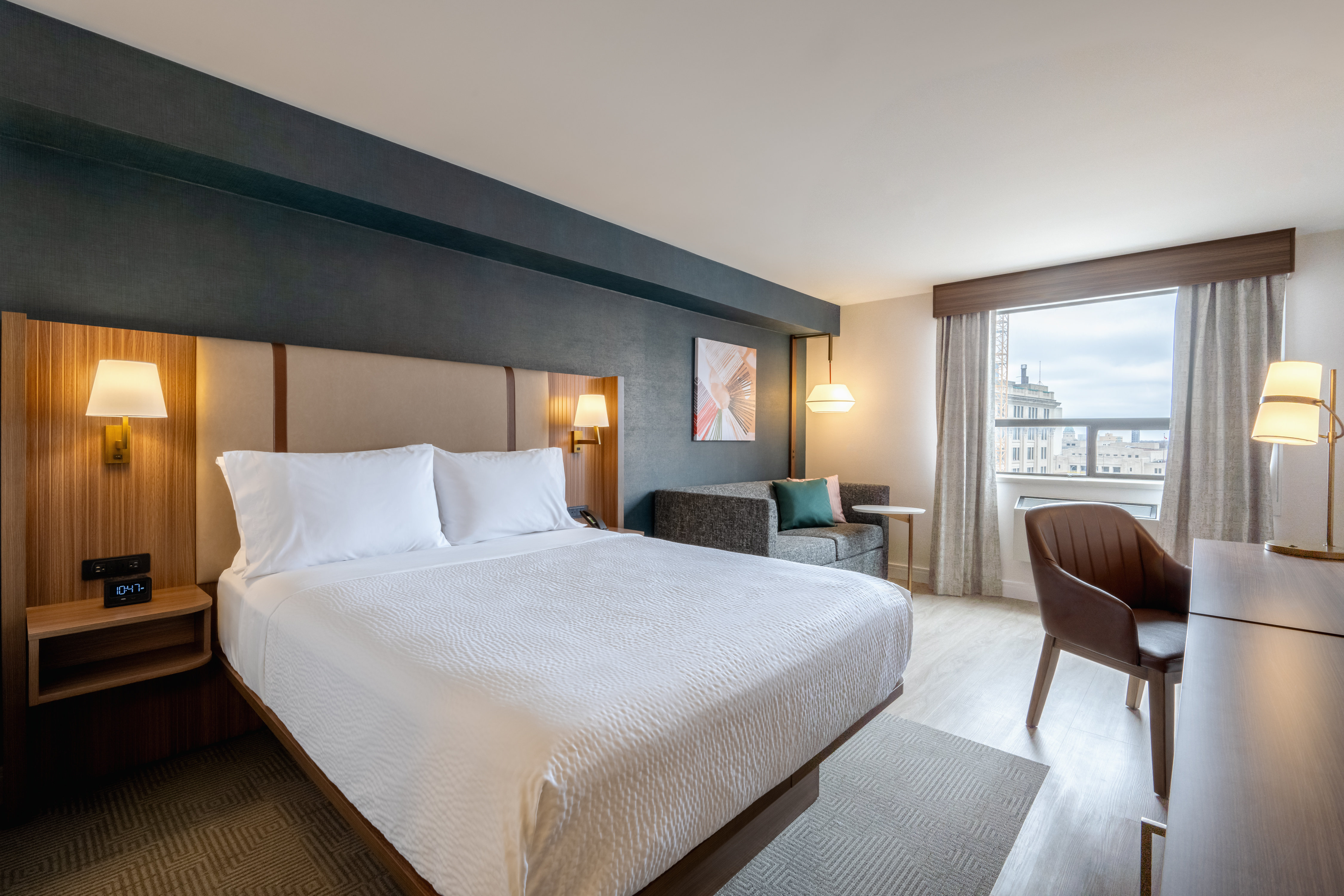 holiday inn and suites winnipeg downtown by ihg