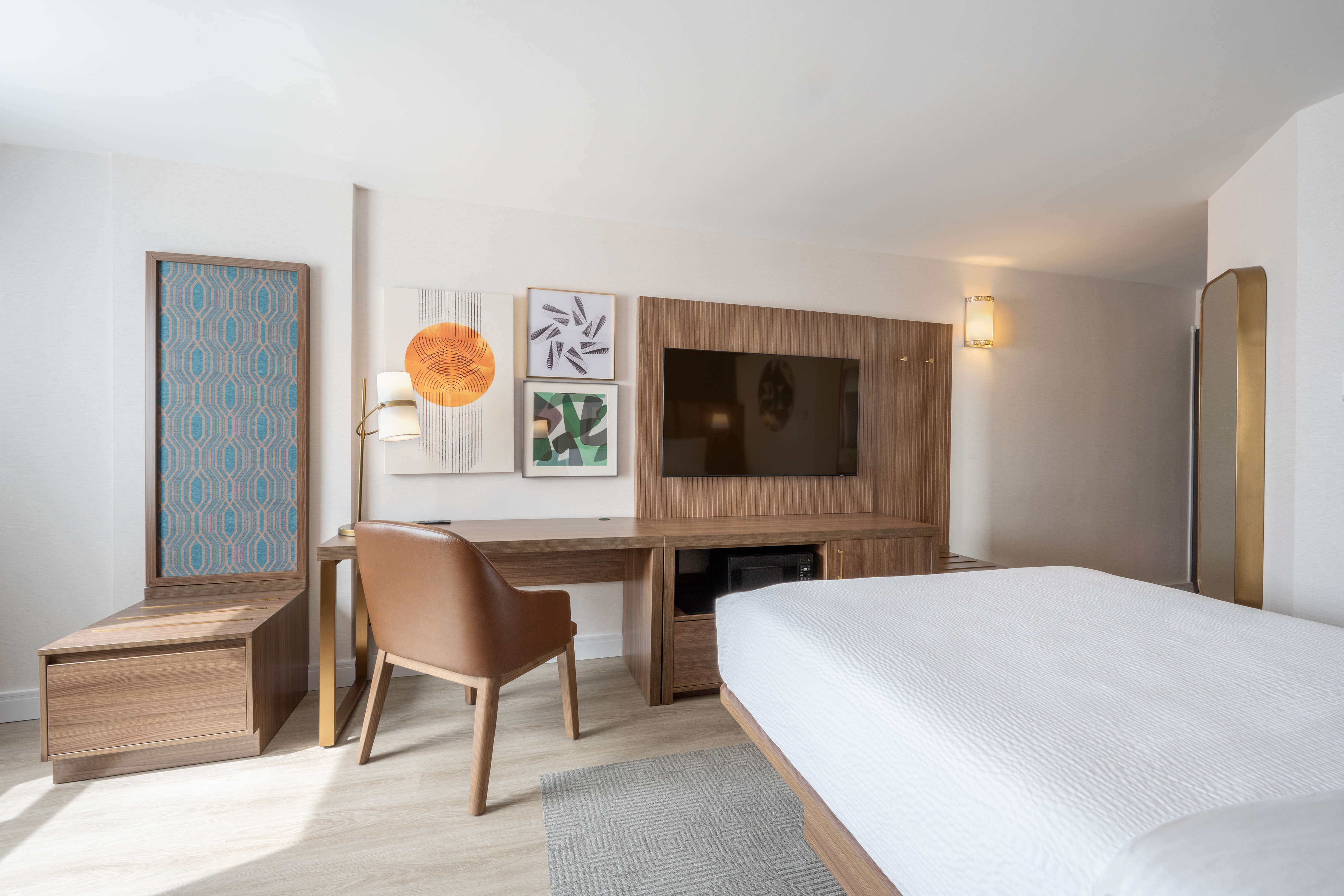 holiday inn and suites winnipeg downtown by ihg