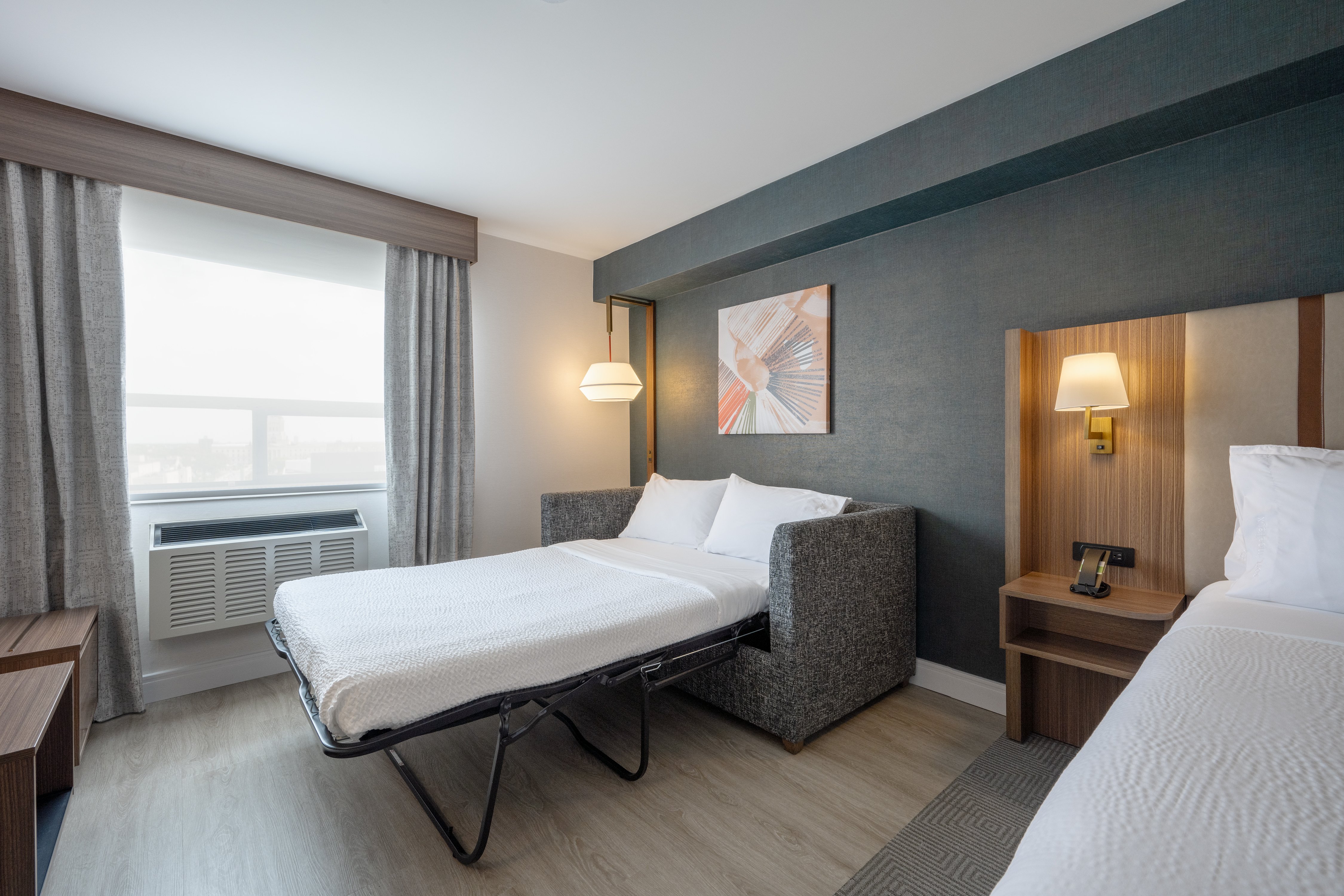 holiday inn and suites winnipeg downtown by ihg