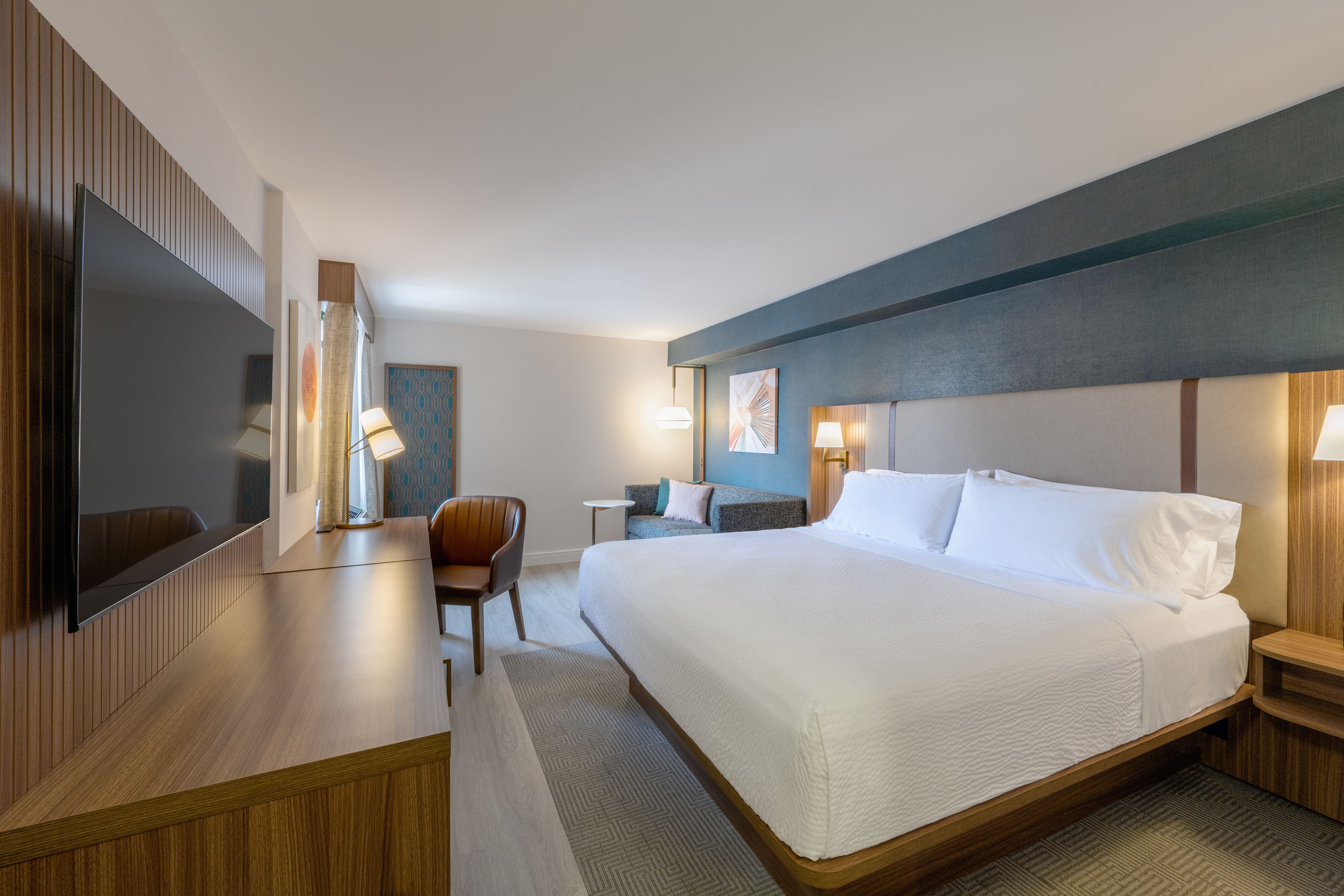 holiday inn and suites winnipeg downtown by ihg