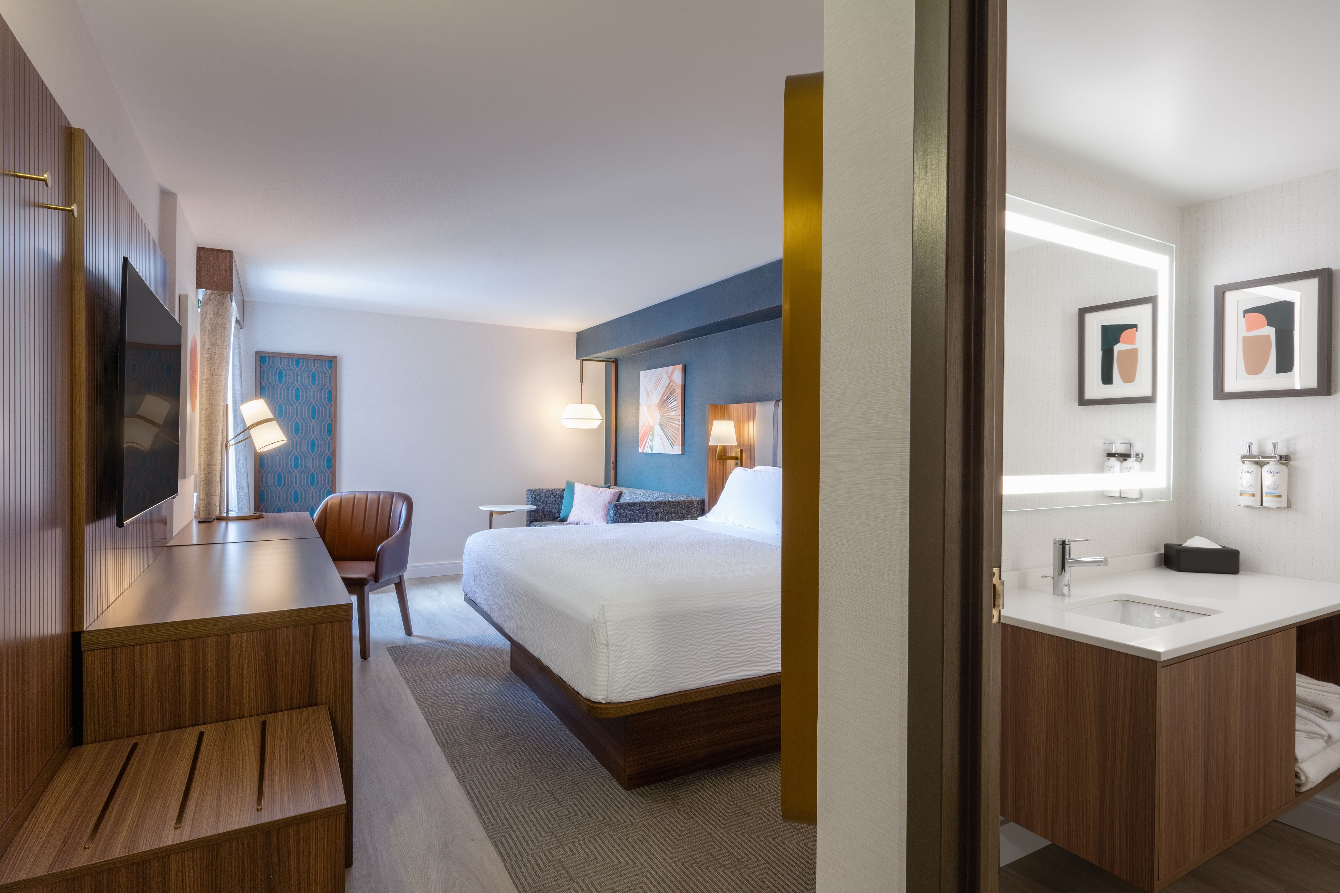 holiday inn and suites winnipeg downtown by ihg