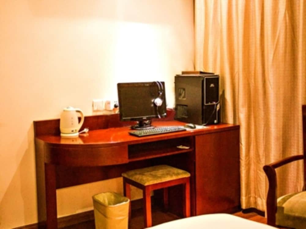 greentree inn jiangsu lianyungang guanyun wenzhou shangmaocheng express hotel