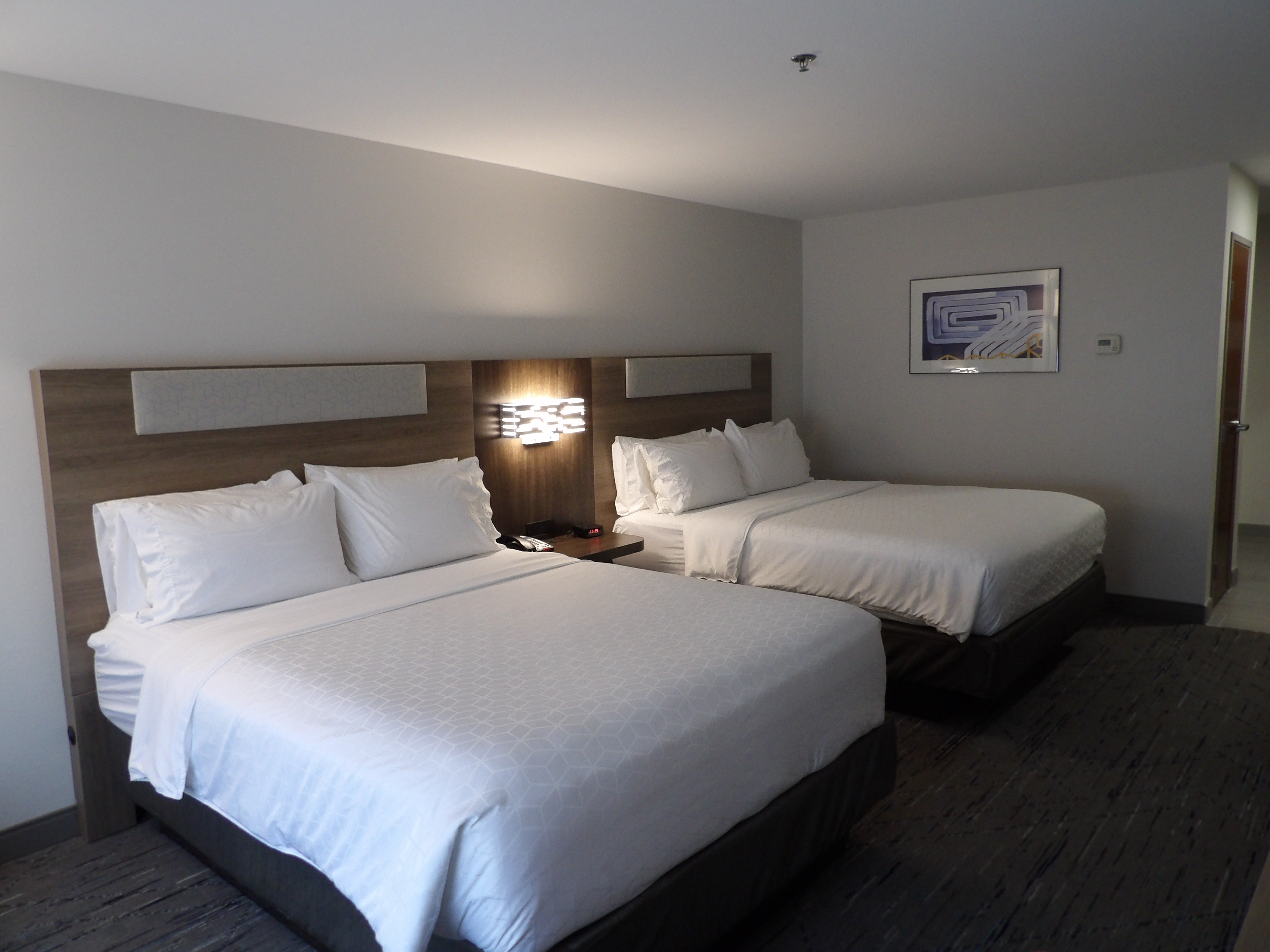 holiday inn express and suites huntsville airport by ihg