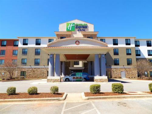 holiday inn express and suites huntsville airport by ihg