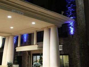 holiday inn express and suites huntsville airport by ihg