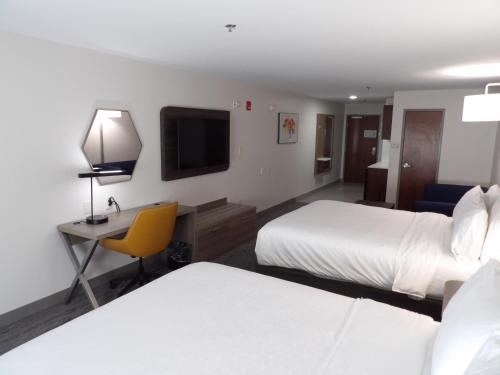 holiday inn express and suites huntsville airport by ihg