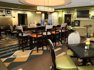 holiday inn express and suites huntsville airport by ihg