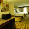 holiday inn express and suites huntsville airport by ihg