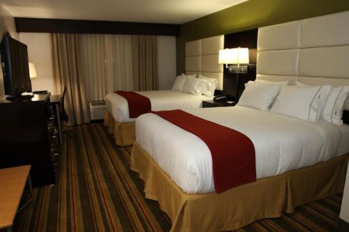 holiday inn express and suites huntsville airport by ihg