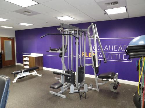holiday inn express and suites huntsville airport by ihg