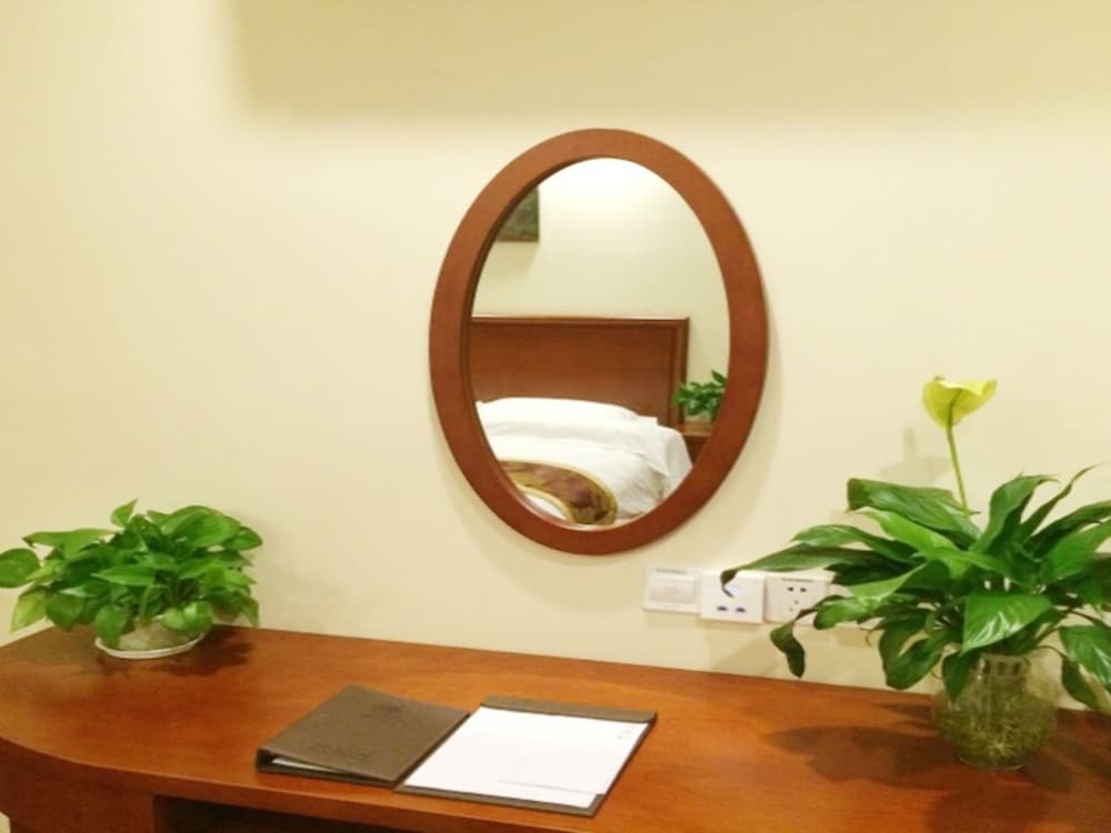 greentree inn yantai fushan district yongda street express hotel