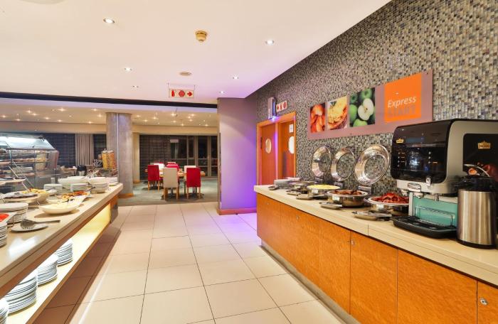 holiday inn express durban umhlanga by ihg