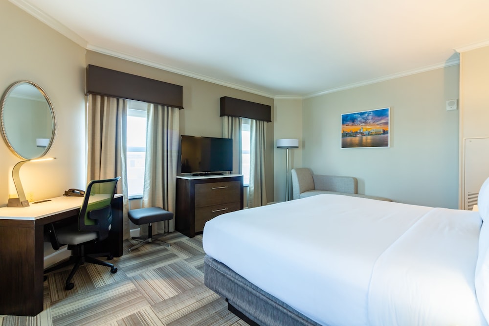 holiday inn express savannah historic district by ihg