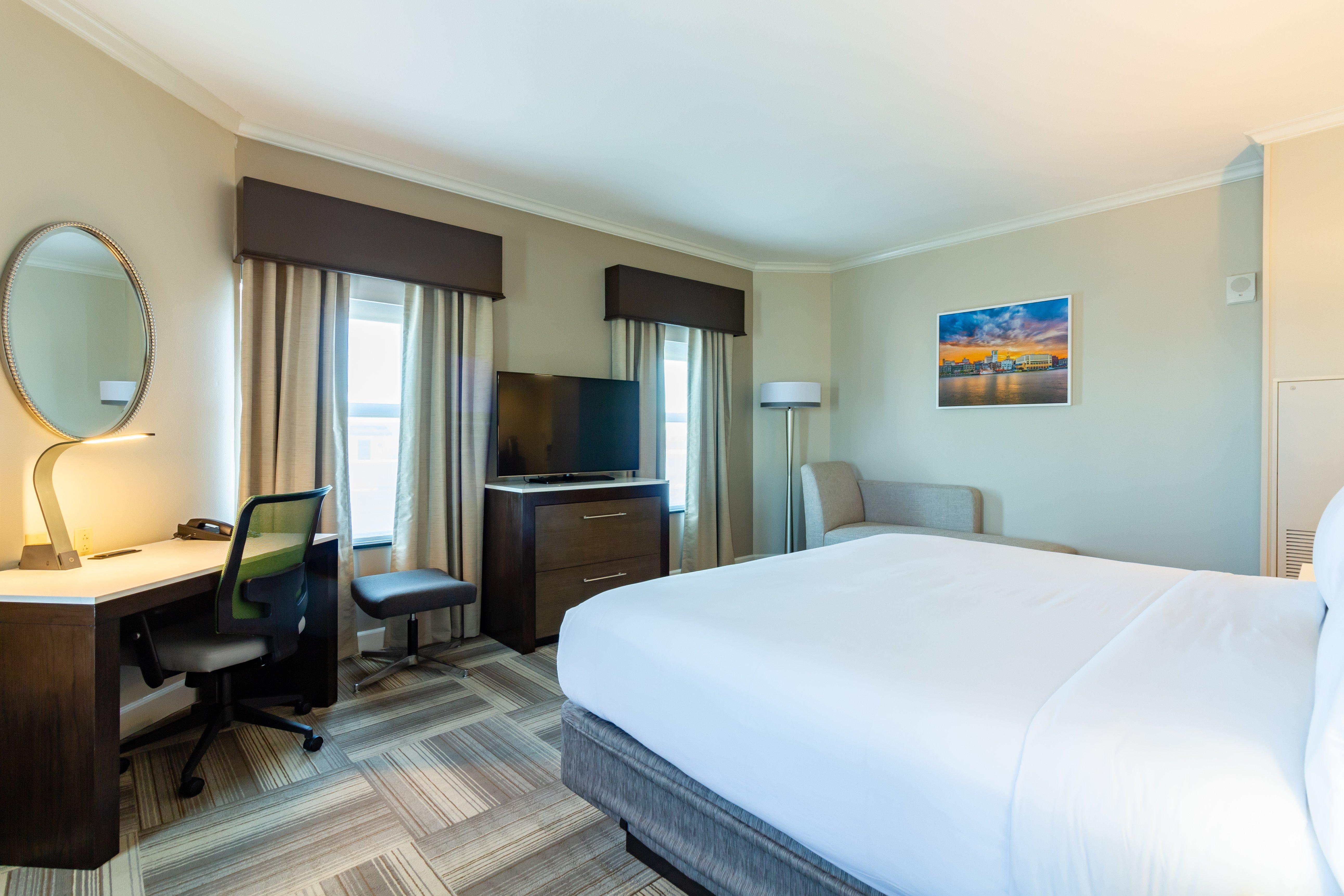 holiday inn express savannah historic district by ihg