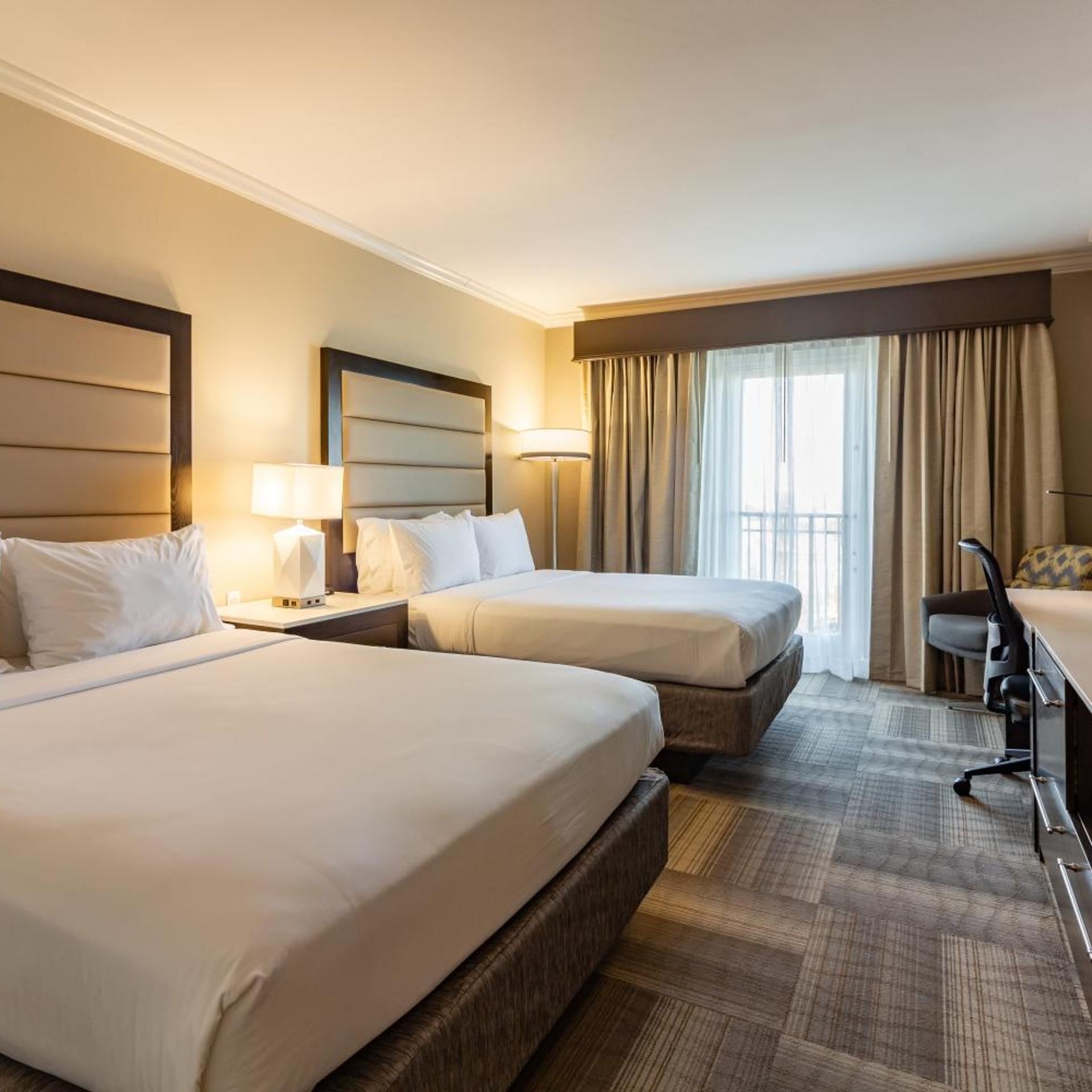 holiday inn express savannah historic district by ihg
