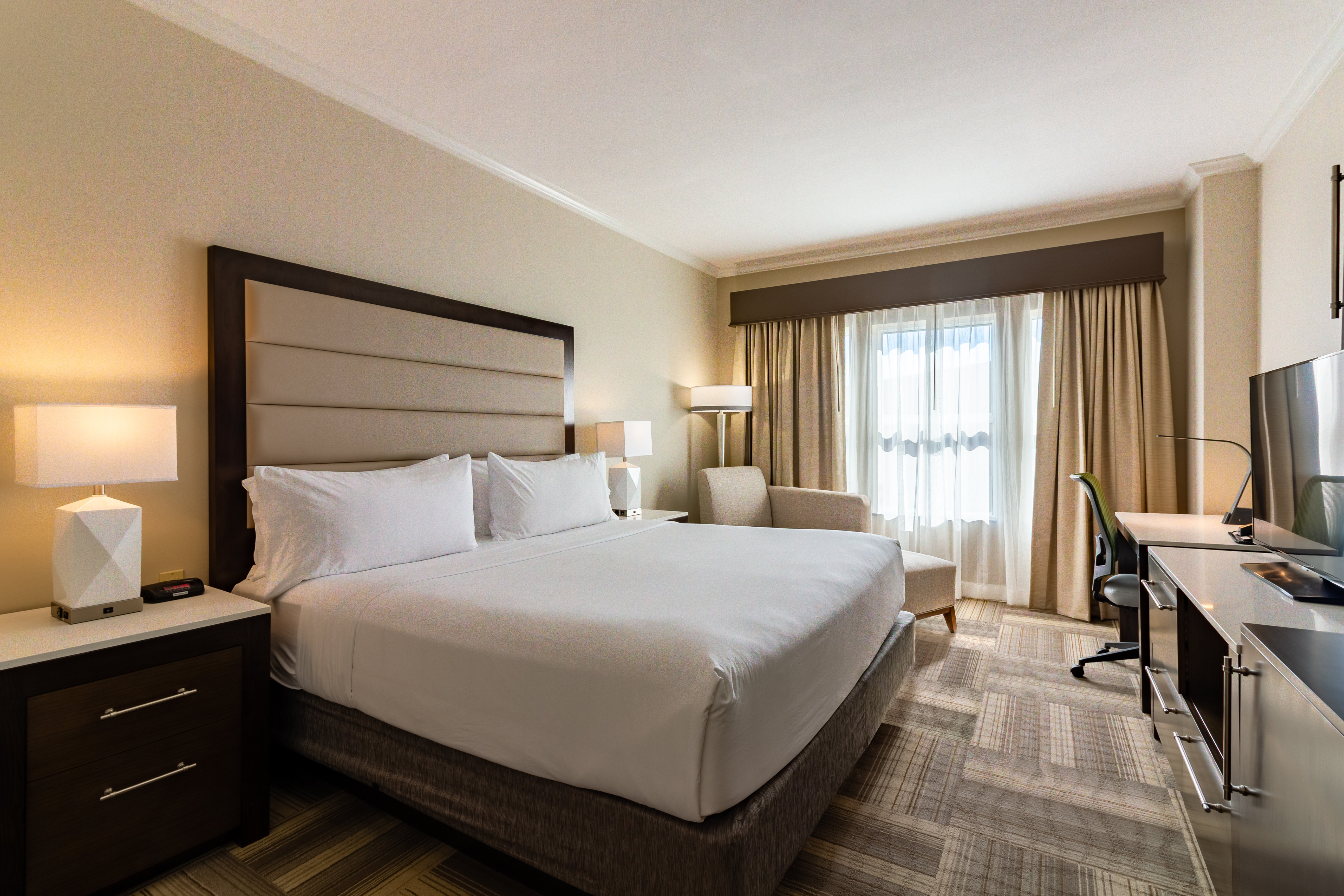 holiday inn express savannah historic district by ihg