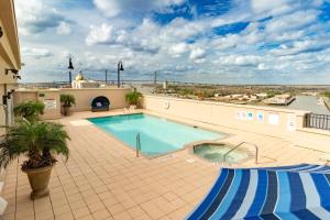 holiday inn express savannah historic district by ihg