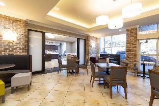 holiday inn express savannah historic district by ihg