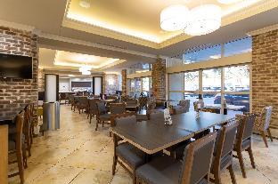 holiday inn express savannah historic district by ihg