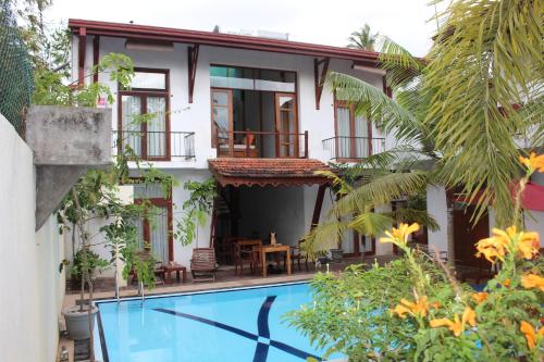 hotel villa kapuru