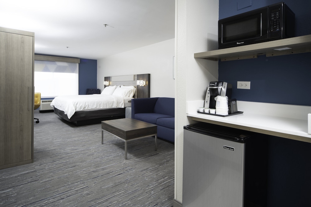 holiday inn express and suites atlanta johns creek