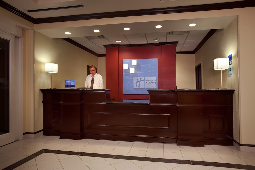 holiday inn express and suites atlanta johns creek