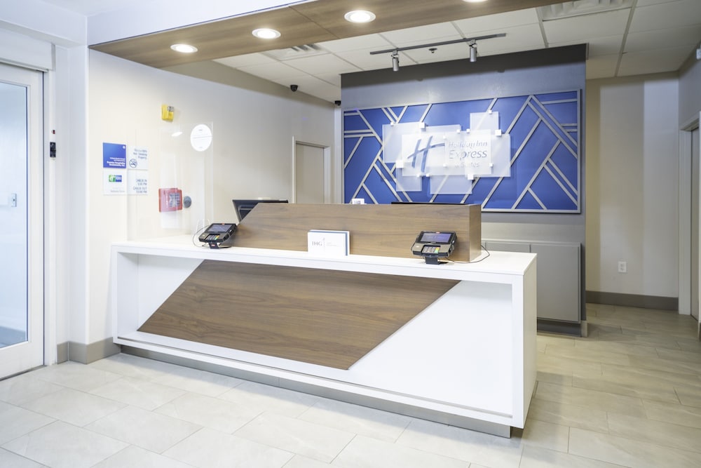 holiday inn express and suites atlanta johns creek