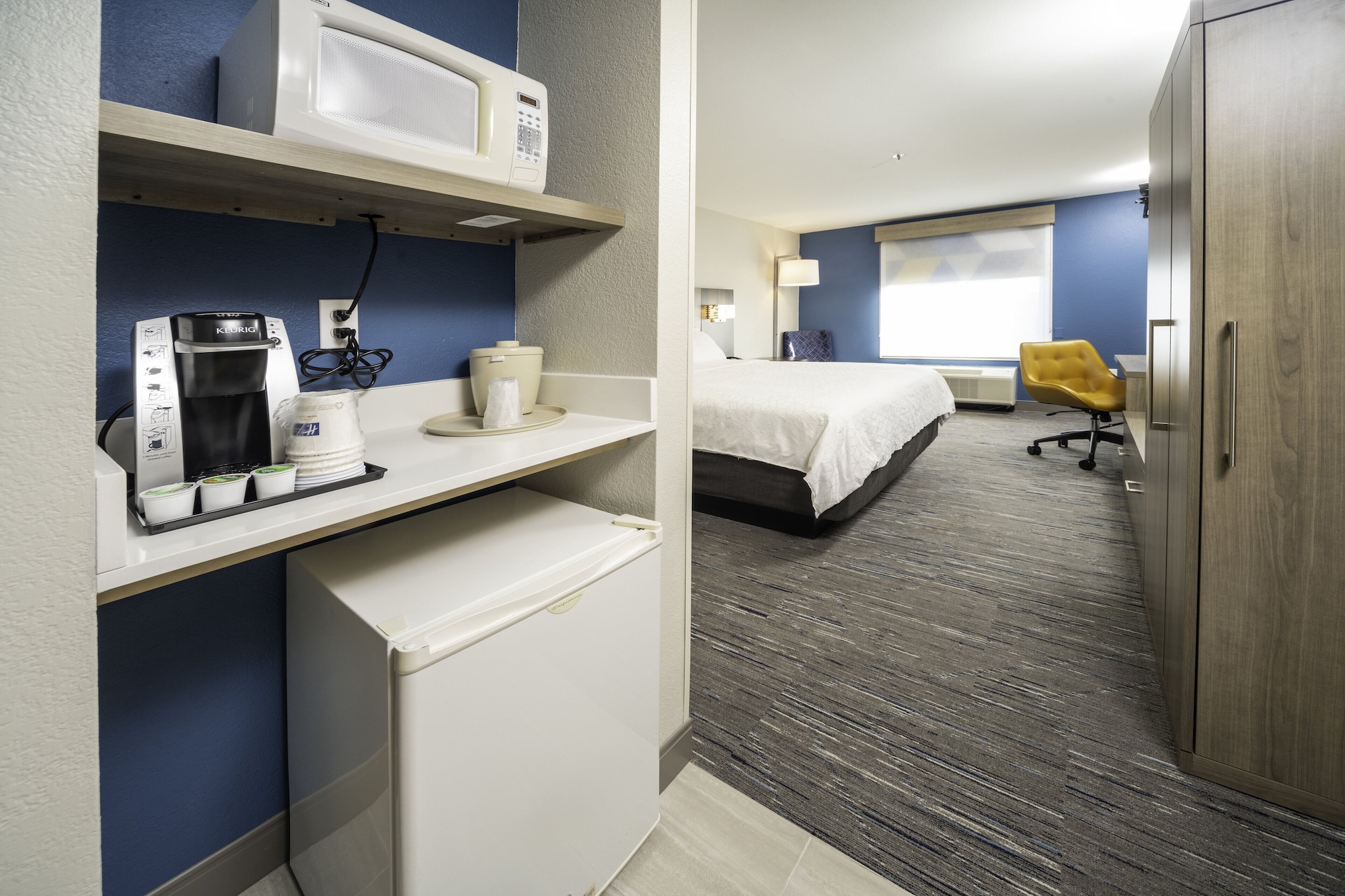 holiday inn express and suites atlanta johns creek