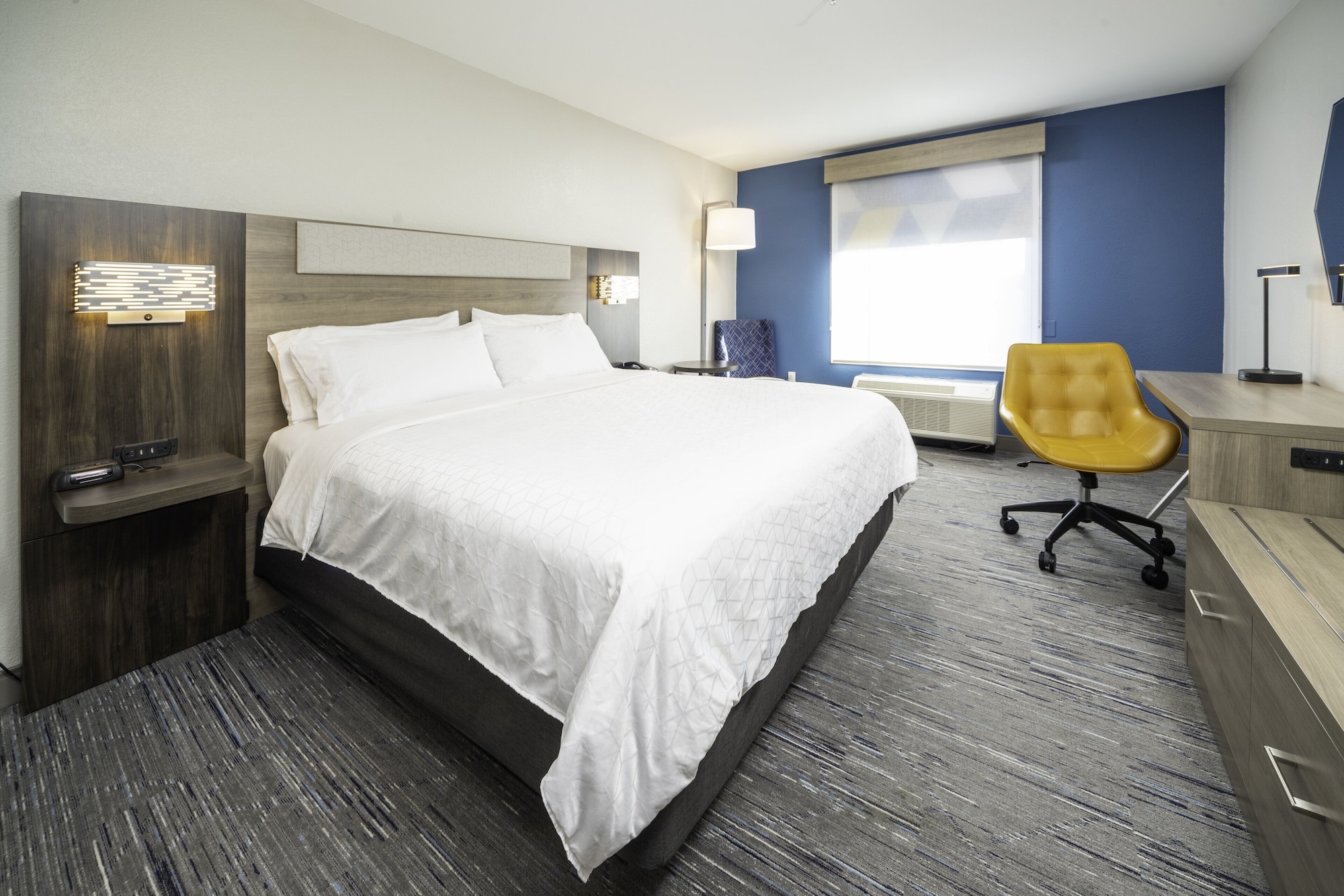 holiday inn express and suites atlanta johns creek