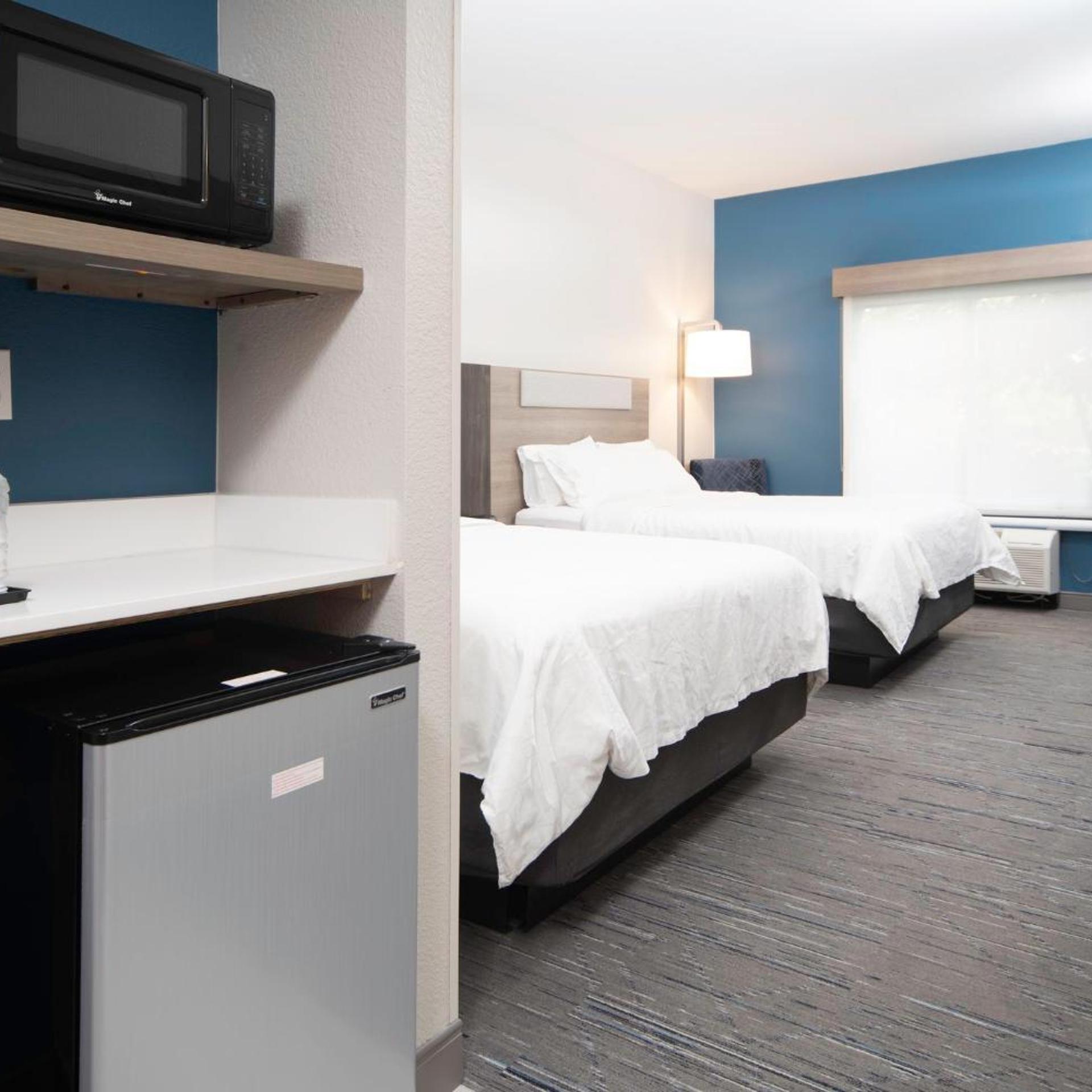holiday inn express and suites atlanta johns creek