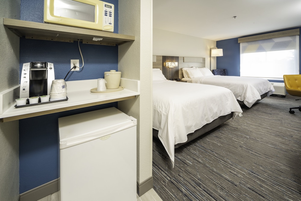 holiday inn express and suites atlanta johns creek