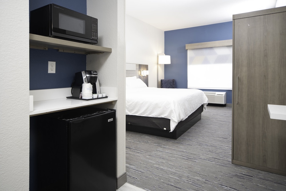 holiday inn express and suites atlanta johns creek