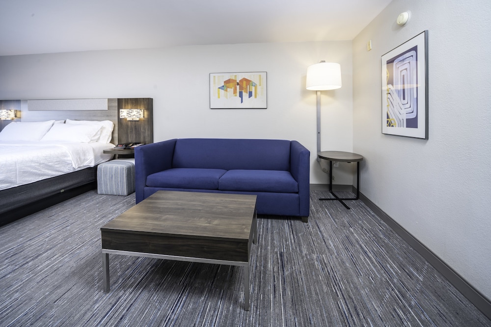 holiday inn express and suites atlanta johns creek