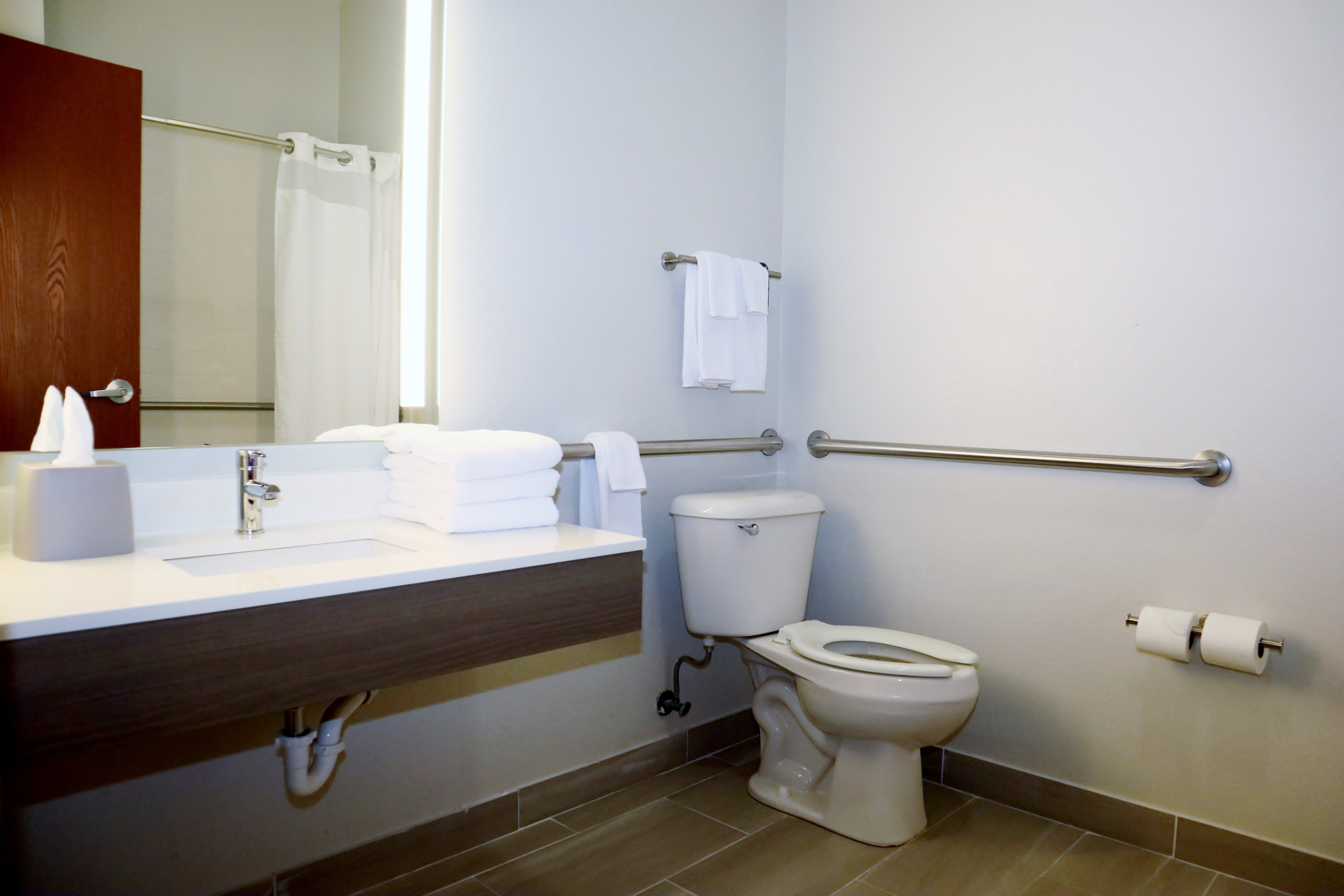 holiday inn express and suites baton rouge north