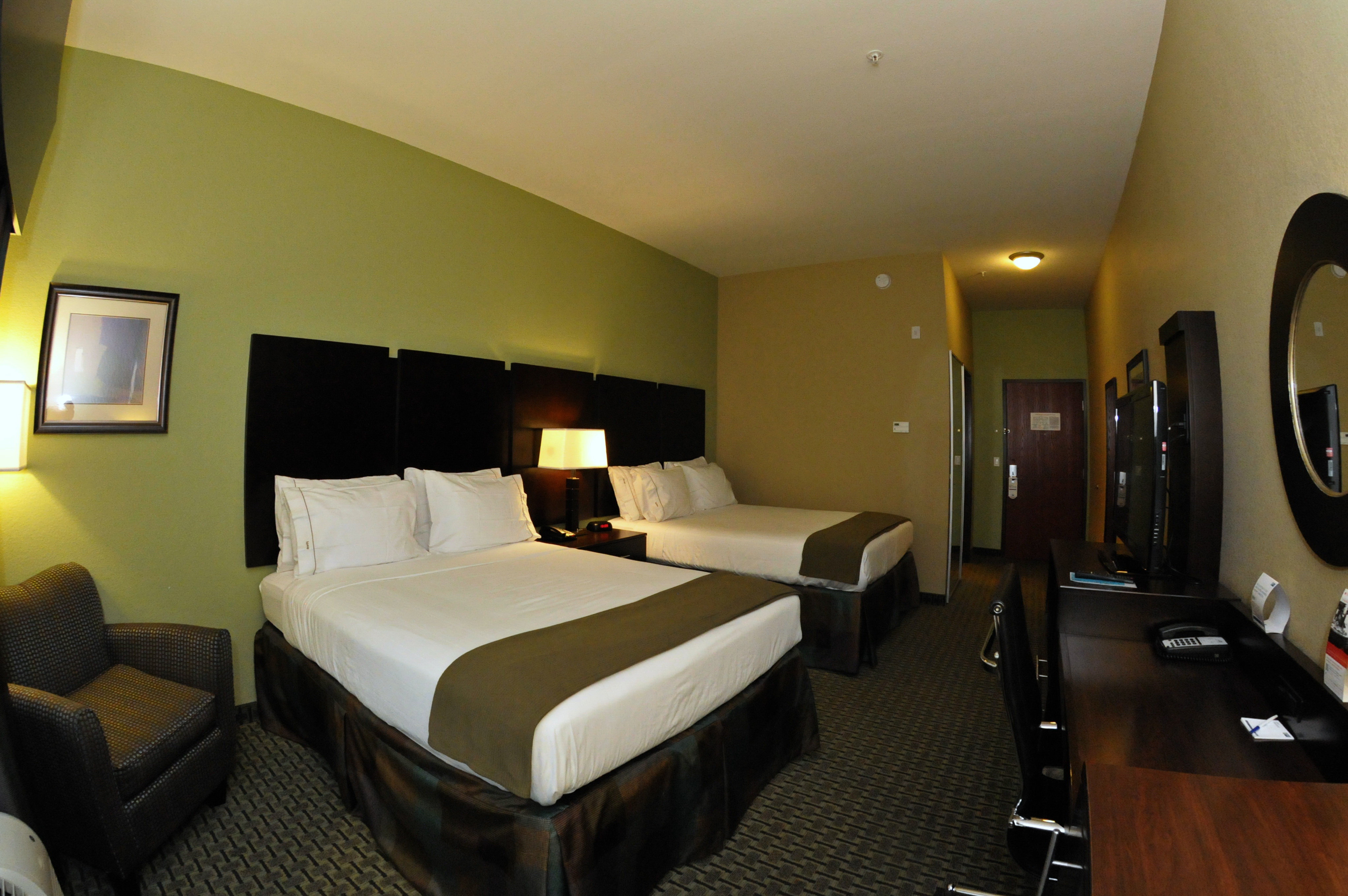 holiday inn express and suites baton rouge north