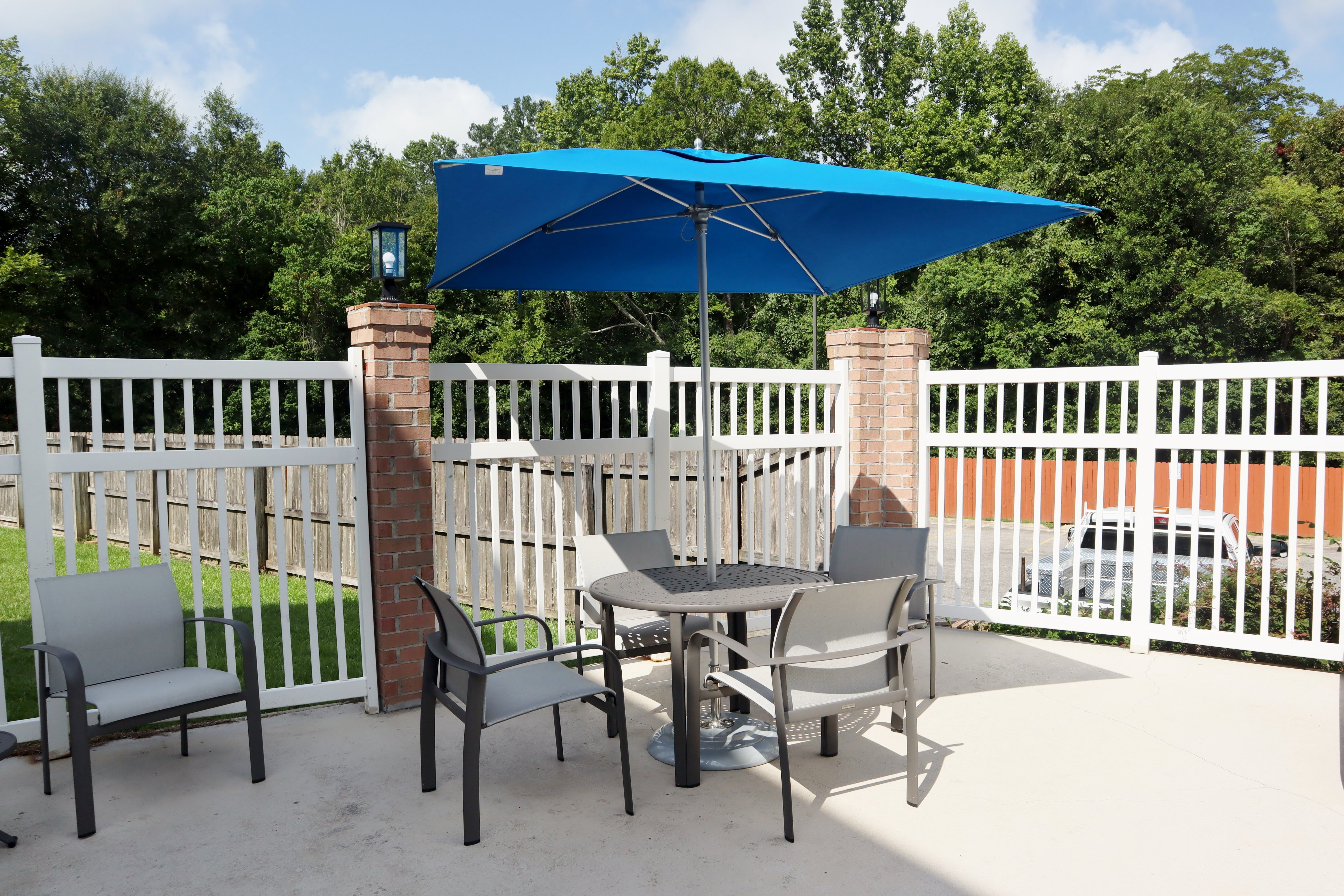 holiday inn express and suites baton rouge north