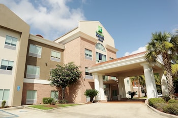 Holiday Inn Express And Suites Baton Rouge North,Baton Rouge>>Baker,3 star