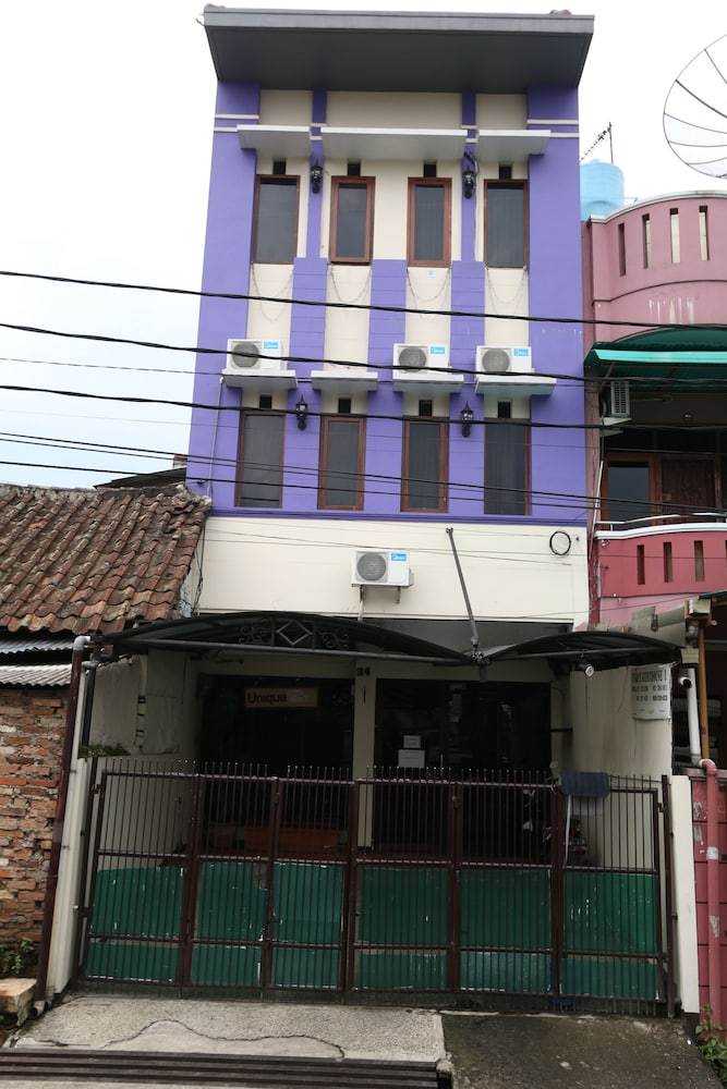unique guesthouse