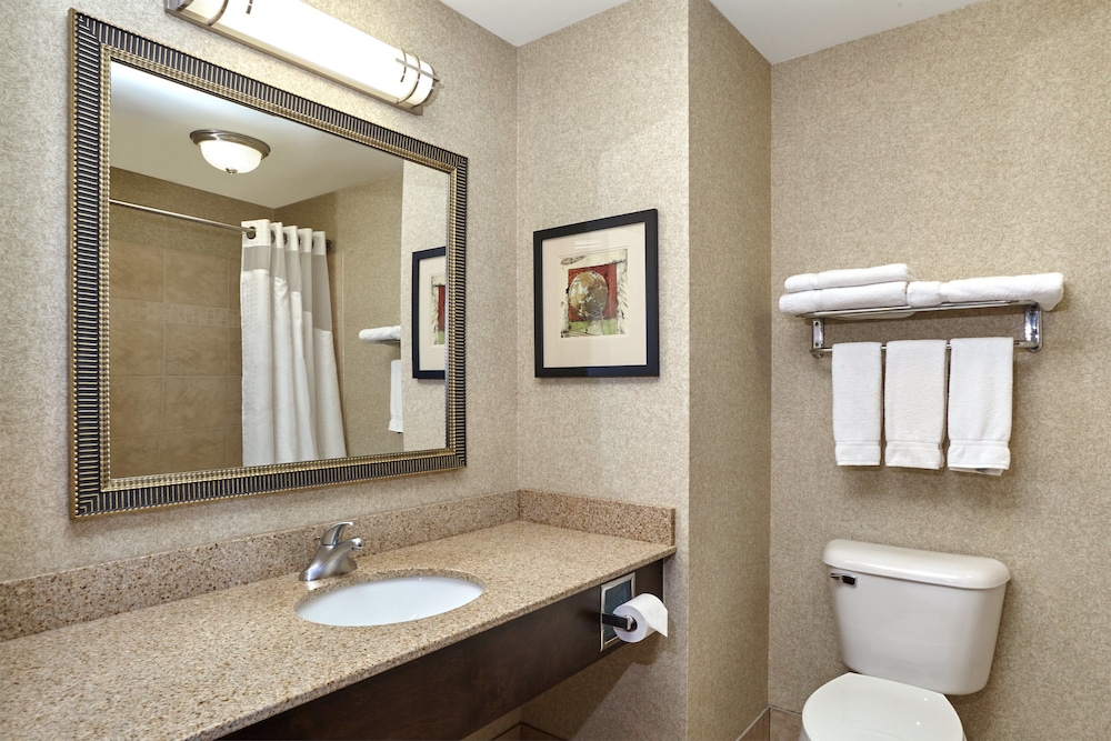 holiday inn express hotel and suites madison verona by ihg