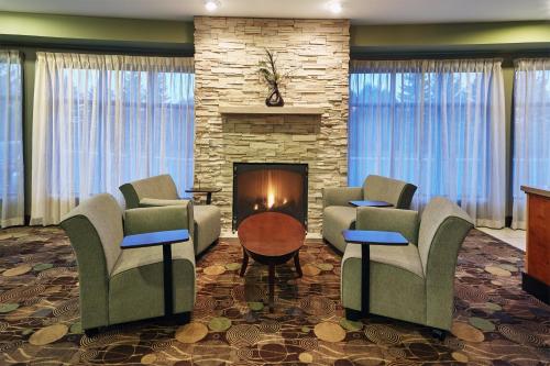 holiday inn express hotel and suites madison verona by ihg