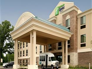 holiday inn express hotel and suites madison verona by ihg