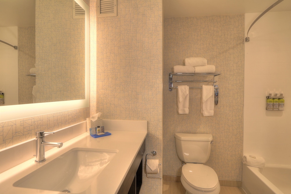 holiday inn express hotel and suites mobile saraland by ihg