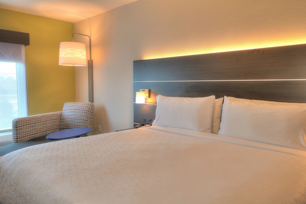 holiday inn express hotel and suites mobile saraland by ihg